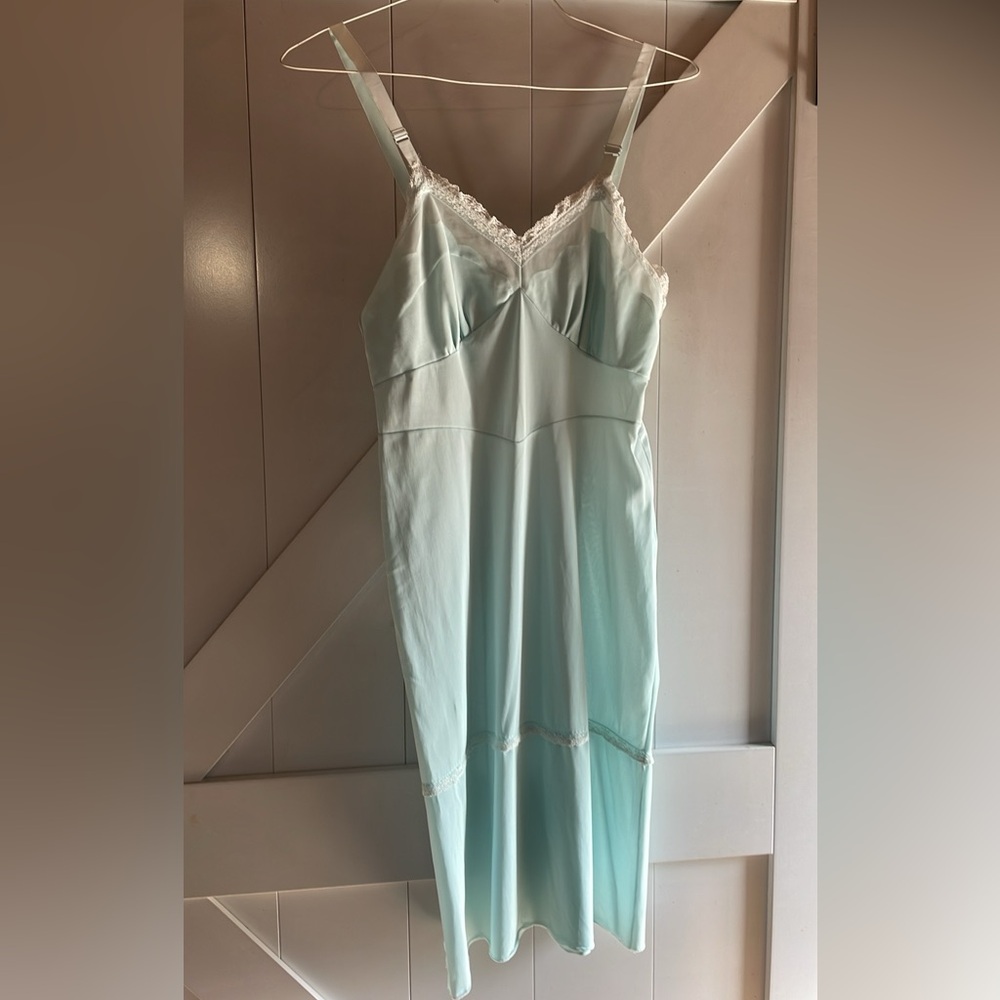 Elegant vintage Lace Trim Light Blue Nightgown movie star brand sleep dress